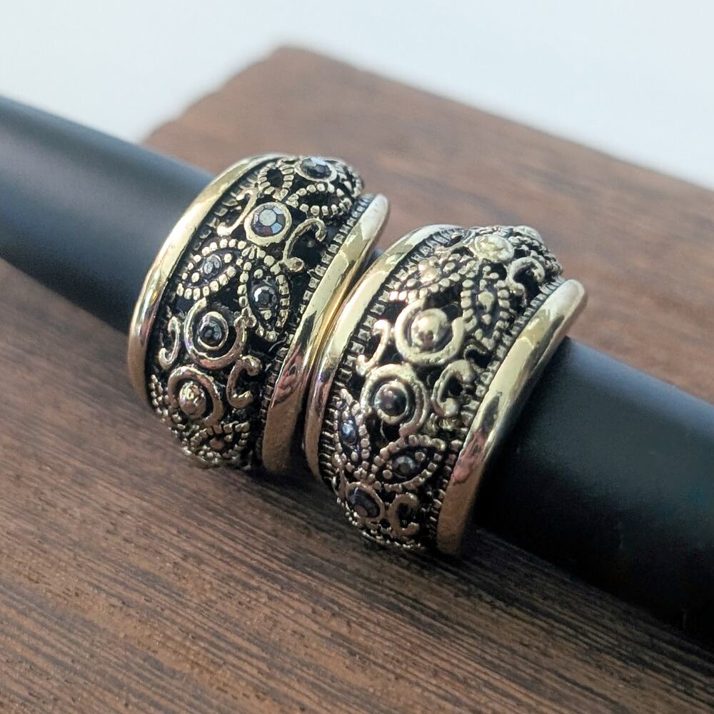 Vintage Stud Earrings Gold Tone Filigree Hoop Earrings 0.75"